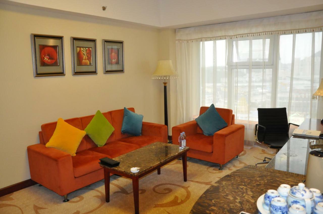 Kerren Hotel Далянь Экстерьер фото